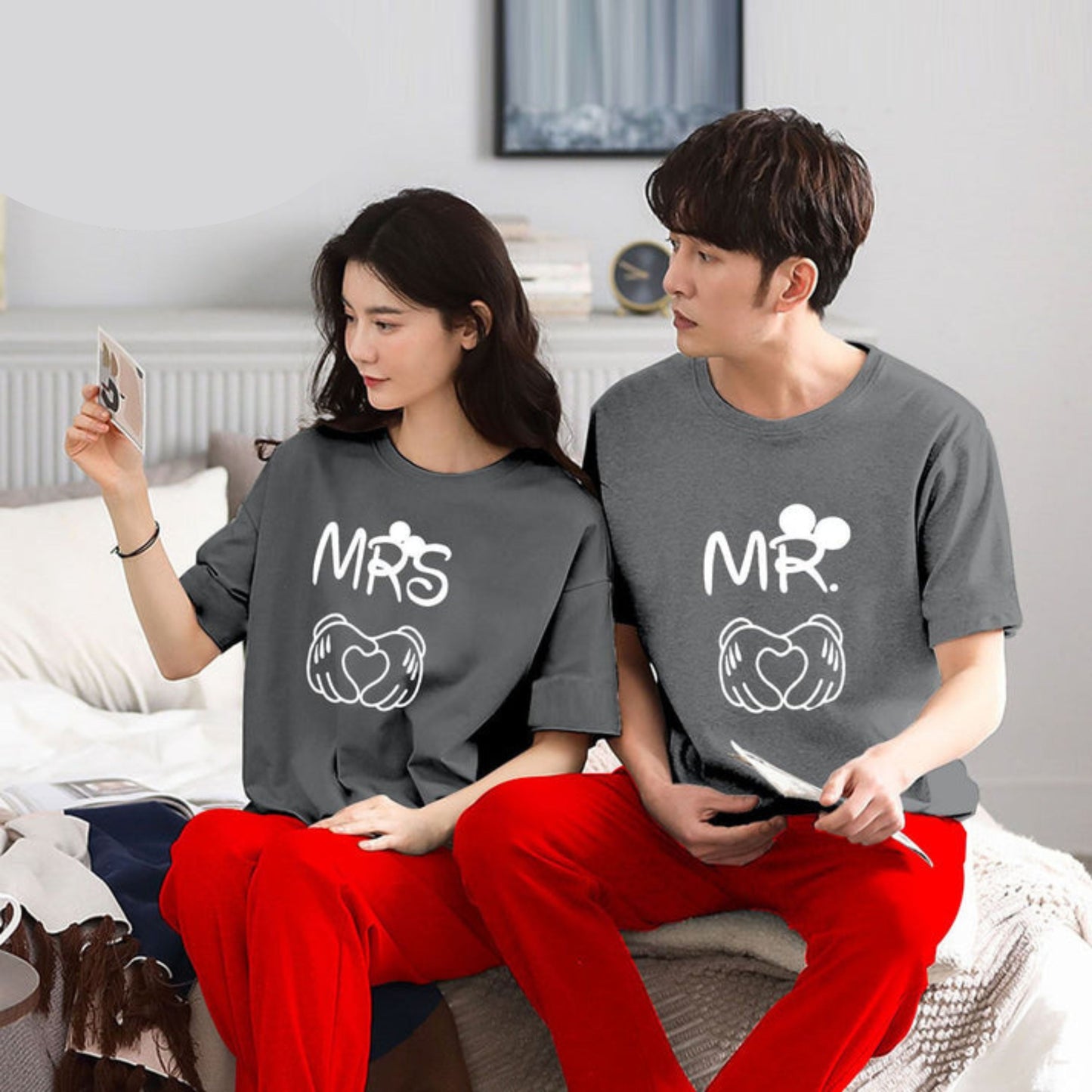 MR & MRS Couple Night Suit for Men and Women Pack of 2