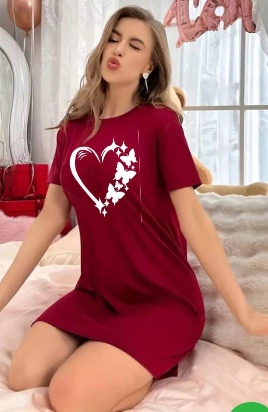 Nature-Inspired Daisy & Butterflies Long T-Shirt / Night Shirt